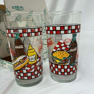 Coca Cola Tous Drots Reserve 4 Lg Drinking Glasses. Hamburger & Hot Dog. 20 Oz